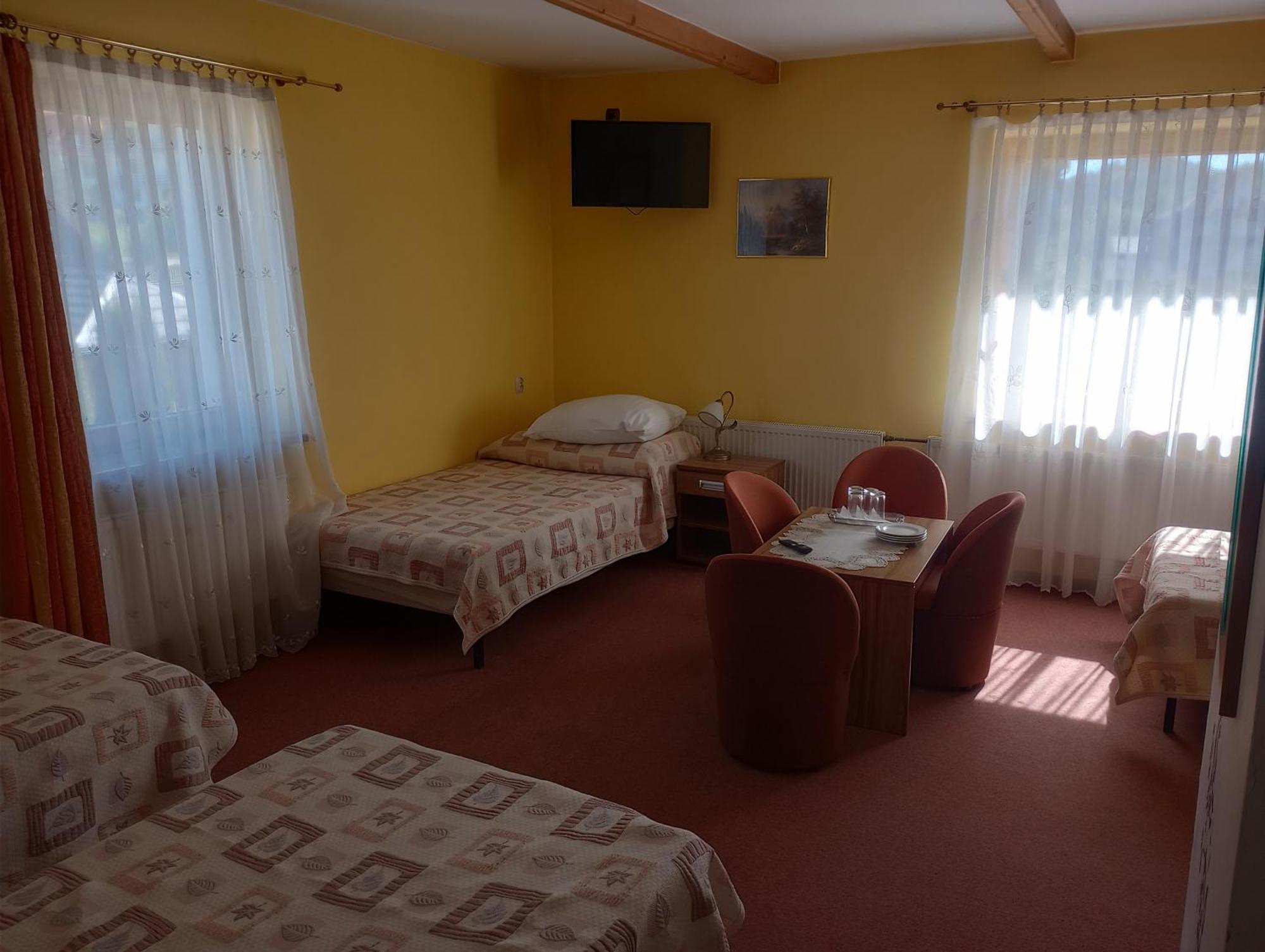 Hotel Goralski Raj Новы-Тарг Экстерьер фото