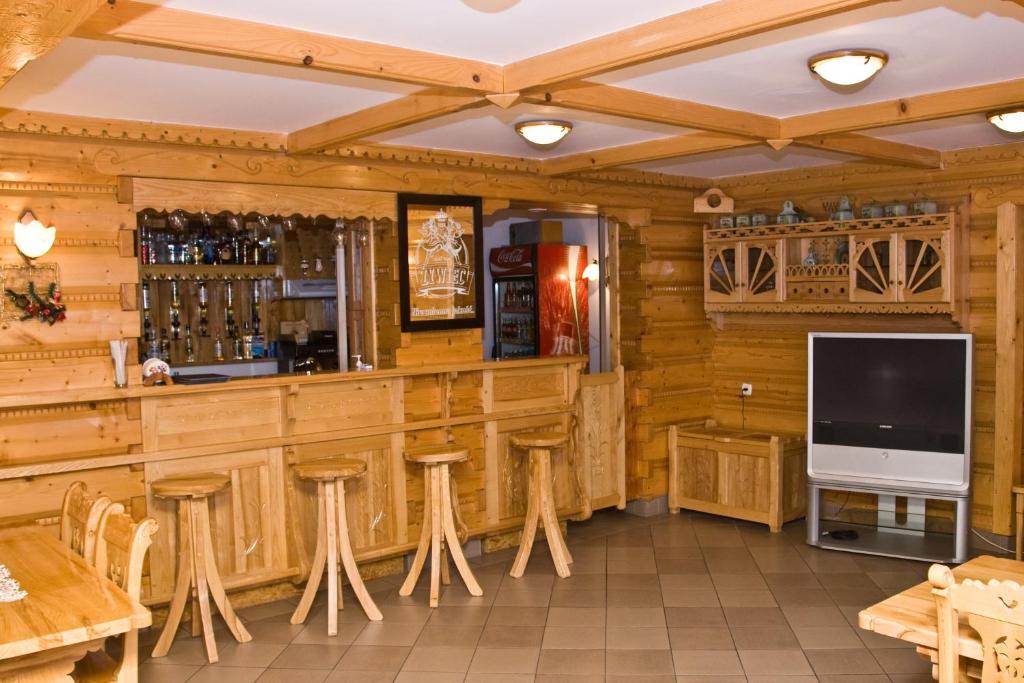 Hotel Goralski Raj Новы-Тарг Экстерьер фото